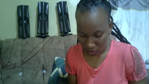 sweetdiva2012 online show from 11/01/25, 06:15