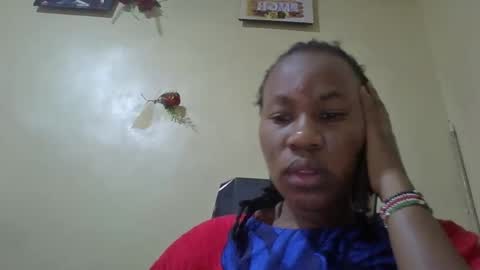 sweetdiva2012 online show from 02/18/26, 05:25