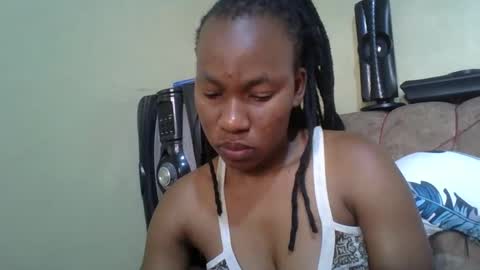 sweetdiva2012 online show from 02/19/26, 05:03