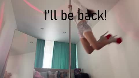 Vicktorious online show from 02/11/25, 07:33