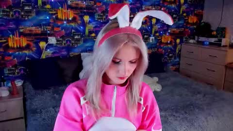 Snapshot of sweeterose chatting on 10/01/25, 04:13 sweeteRose online show from 10/01/25, 04:13