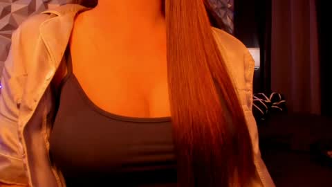 sweetest_one4 online show from 04/21/26, 10:12