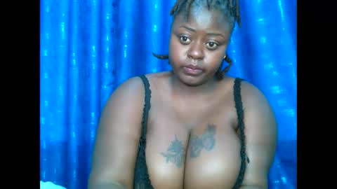 Snapshot of sweetest_snack chatting on 12/14/25, 09:25 sweetest_snack online show from 12/14/25, 09:25