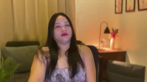 Khaye online show from 11/16/25, 11:21