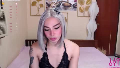 sweetkatniss online show from 09/27/25, 04:28