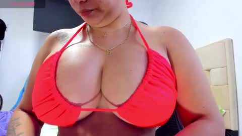 Fabiana online show from 11/26/25, 03:07