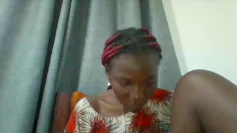 Snapshot of sweetfel chatting on 09/15/25, 06:30 sweetfel online show from 09/15/25, 06:30