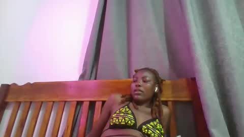 sweetfel online show from 10/26/25, 09:37