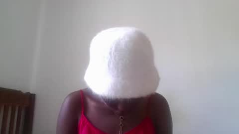 Snapshot of sweetfel chatting on 01/19/26, 01:04 sweetfel online show from 01/19/26, 01:04