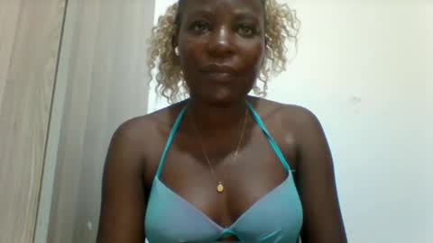 Snapshot of sweetfel chatting on 04/15/26, 08:31 sweetfel online show from 04/15/26, 08:31
