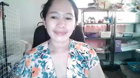 Snapshot of sweetfilipinawet chatting on 03/04/26, 01:33 Stacy online show from 03/04/26, 01:33