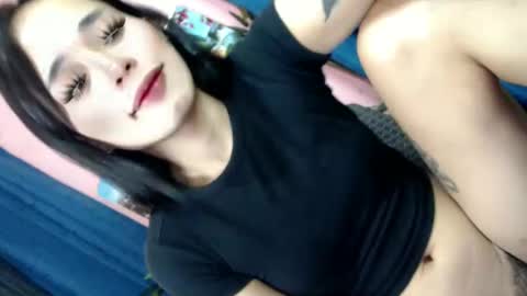 Snapshot of sweetfuckerbabyy18 chatting on 10/17/25, 11:02 sweetfuckerbabyy18 online show from 10/17/25, 11:02
