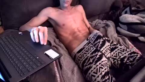 Snapshot of sweetgesus chatting on 01/25/25, 01:32 sweetgesus online show from 01/25/25, 01:32