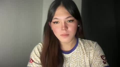 Ayesha online show from 11/14/25, 02:32