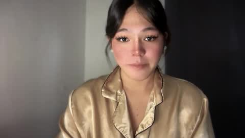 Ayesha online show from 11/19/25, 01:27