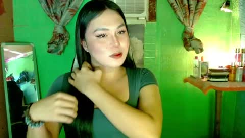 Kathy  online show from 04/19/26, 01:43