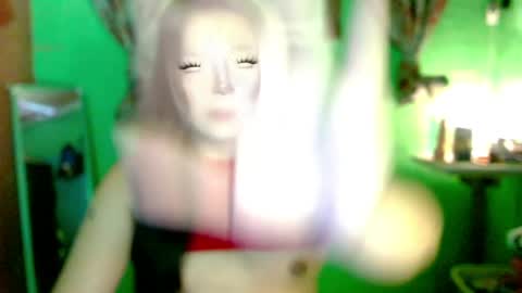 Snapshot of sweetgirl_kathy chatting on 05/04/26, 02:35 Kathy online show from 05/04/26, 02:35