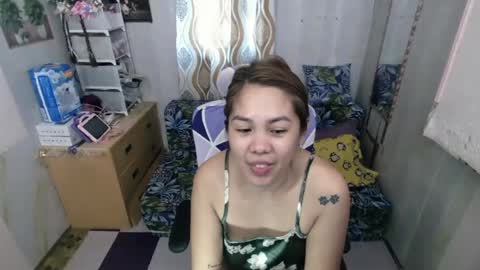 Snapshot of sweetgrace25 chatting on 07/22/26, 11:51 IM YOUR GRACE online show from 07/22/26, 11:51