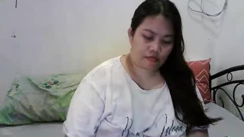 Snapshot of sweetheart1991 chatting on 11/26/25, 06:31 Fuck my boobs69 online show from 11/26/25, 06:31