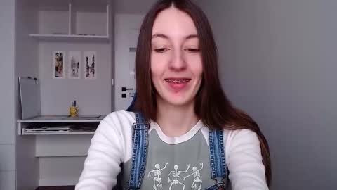 Emma  online show from 01/13/26, 08:30