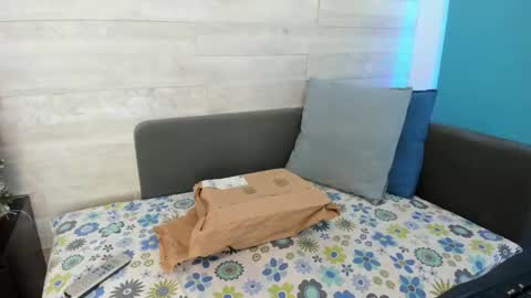 sweetheartmia online show from 12/17/24, 08:01