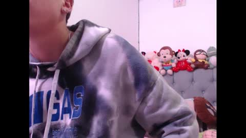 Snapshot of sweethoney22_ chatting on 02/12/25, 12:01 Sabrina y Eliot online show from 02/12/25, 12:01