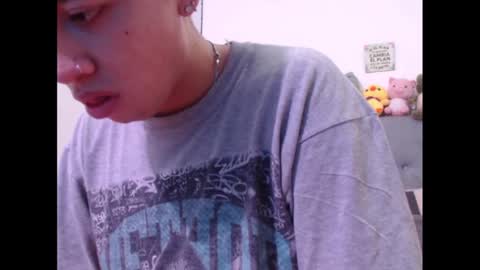 Snapshot of sweethoney22_ chatting on 02/25/25, 10:47 Sabrina y Eliot online show from 02/25/25, 10:47