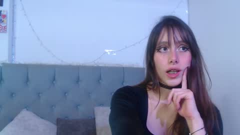 Snapshot of sweethoney22_ chatting on 02/04/26, 03:01 Sabrina y Eliot online show from 02/04/26, 03:01