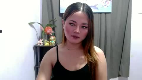 sweethotlove_xoxo online show from 10/31/25, 07:37