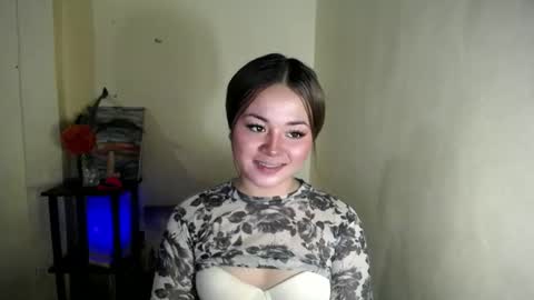 sweethotlove_xoxo online show from 03/23/26, 10:08