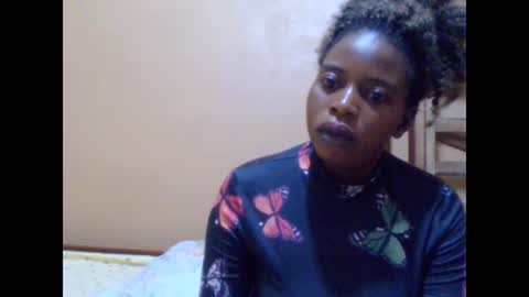 Snapshot of sweetib1 chatting on 03/07/25, 05:18 sweetib1 online show from 03/07/25, 05:18