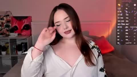 Snapshot of sweetie_candy_ chatting on 11/15/25, 01:18 Hannah online show from 11/15/25, 01:18