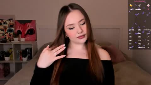 Snapshot of sweetie_candy_ chatting on 02/20/26, 03:01 Hannah online show from 02/20/26, 03:01