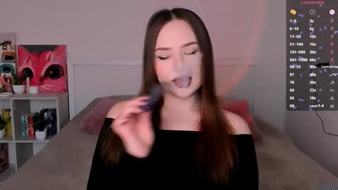 Snapshot of sweetie_candy_ chatting on 03/19/26, 02:10 Hannah online show from 03/19/26, 02:10