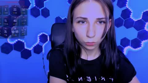 Snapshot of sweetie_chloe_ chatting on 05/11/26, 08:42 Chloe online show from 05/11/26, 08:42