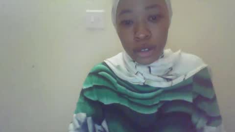 sweetie_jamila online show from 04/22/26, 09:55
