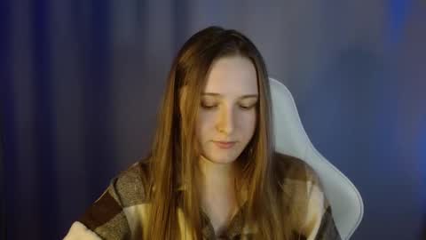 Annie online show from 09/15/25, 08:31