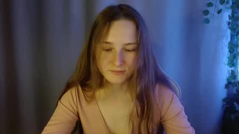 Annie online show from 10/06/25, 07:55