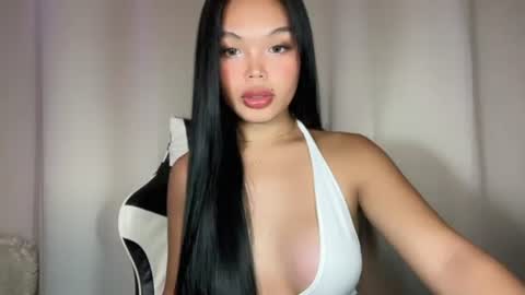 Snapshot of sweetie_zaima chatting on 11/30/25, 02:10 Zaima online show from 11/30/25, 02:10