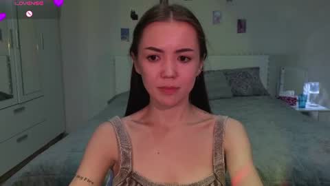 Snapshot of sweetieee_kira chatting on 06/26/26, 03:27 sweetieee_kira online show from 06/26/26, 03:27