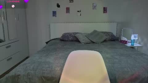 Snapshot of sweetieee_kira chatting on 07/11/26, 03:20 sweetieee_kira online show from 07/11/26, 03:20