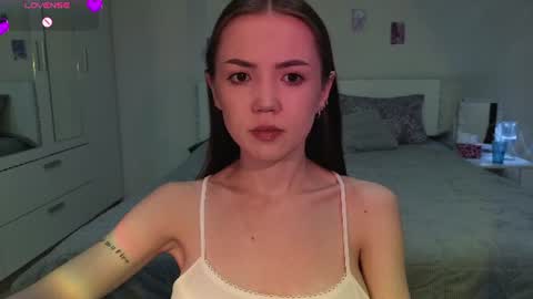Snapshot of sweetieee_kira chatting on 07/20/26, 03:10 sweetieee_kira online show from 07/20/26, 03:10