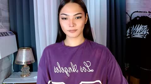 sweetiefox1 online show from 09/09/25, 02:16