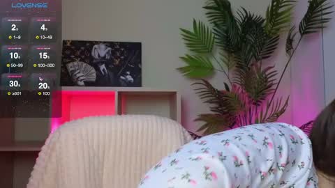 Snapshot of sweetiekendl chatting on 04/23/26, 08:55 Kendl online show from 04/23/26, 08:55