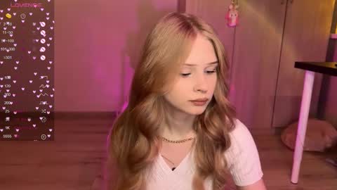 sweetie Lisa3 online show from 02/02/26, 07:23
