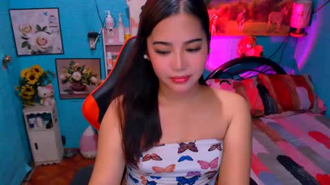 Nicole online show from 01/06/25, 02:48