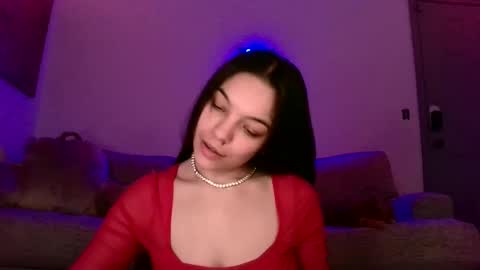 Snapshot of sweetieslikebutter chatting on 02/24/25, 09:41 Blu Sweets online show from 02/24/25, 09:41