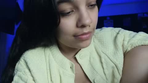 Snapshot of sweetieslikebutter chatting on 05/03/26, 07:36 Blu Sweets online show from 05/03/26, 07:36