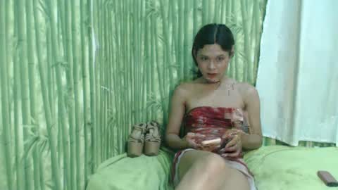 Snapshot of sweetiestkylie chatting on 02/07/25, 04:03 sweetiestkylie online show from 02/07/25, 04:03