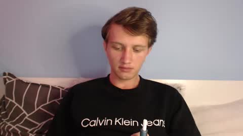 Snapshot of sweetietwin chatting on 02/23/26, 07:33 CAT online show from 02/23/26, 07:33